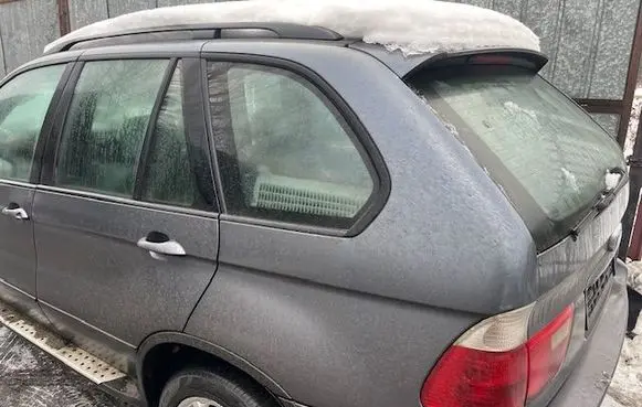 BMW X5 E53 Fender 