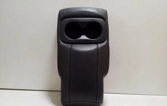 KIA Sorento Rear seat armrest 