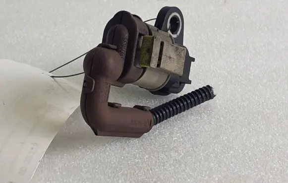 Opel Insignia A Camshaft position sensor 7807834 55216243