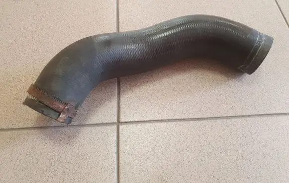 Ford Galaxy Intercooler hose/pipe