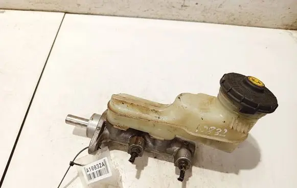 Master brake cylinder