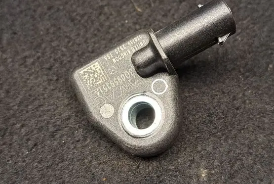 Skoda Octavia Mk3 (5E) Airbag deployment crash/impact sensor 3Q0959351A