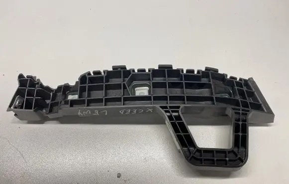 KIA Xceed Rear bumper mounting bracket 86613J7CA0