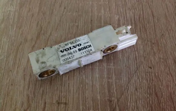 Volvo XC90 Airbag deployment crash/impact sensor 8651755