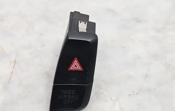 Audi A4 S4 B8 8K Hazard light switch 8K2941509A
