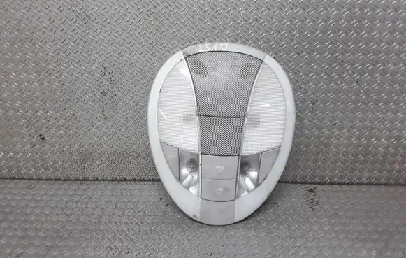 Mercedes-Benz E W211 Front seat light A2118202201