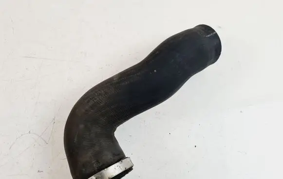 Volkswagen PASSAT B7 Intercooler hose/pipe 1K0145832A