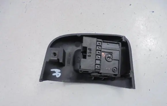 Fiat Palio Electric window control switch 715296
