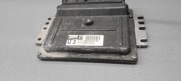 Nissan Micra Engine control unit/module ECU MEC32-040