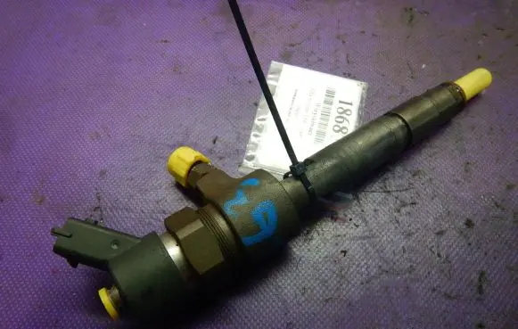 Alfa Romeo 156 Fuel injector 0445110002
