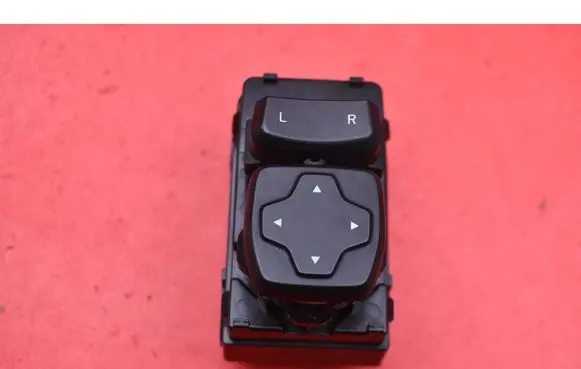 Hyundai Kona I Mirror heating switch 3K548A1000