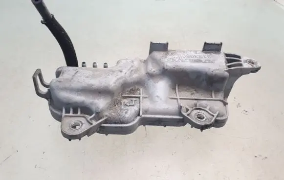 Volvo XC70 Vacuum air tank 31339809