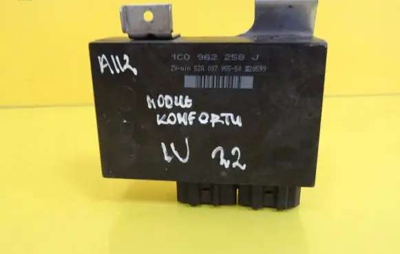 Skoda Octavia Mk1 (1U) Central body control module 1C0962258J
