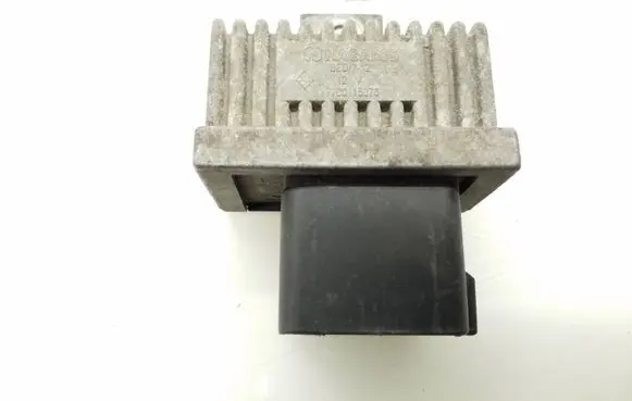 Renault Laguna II Glow plug pre-heat relay 7700115078