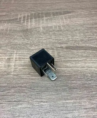 Renault Megane II Other relay V23134J52X207 7700821864