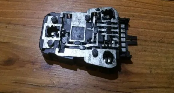 Audi 100 200 5000 C3 Tail light bulb cover holder 443945221