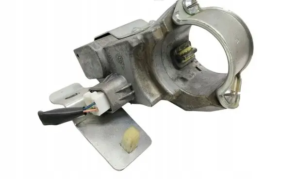 Hyundai ix35 Steering wheel lock 819002P710