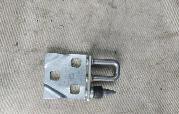 Ford Transit Custom Rear door lock loop/hook striker BK21V44163AC