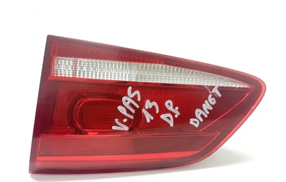 Volkswagen PASSAT B7 Tailgate rear/tail lights 3AF945094M 605512L E12990