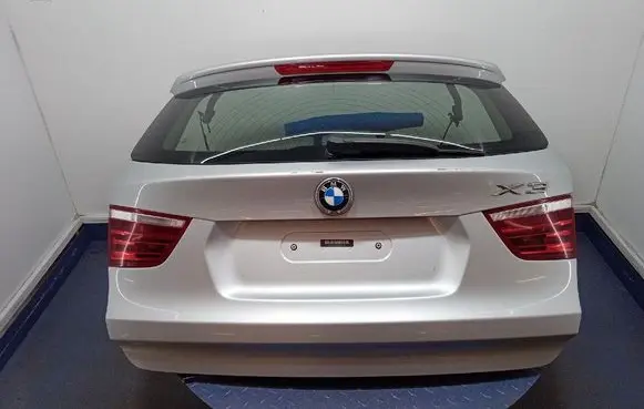 Tailgate/trunk/boot lid