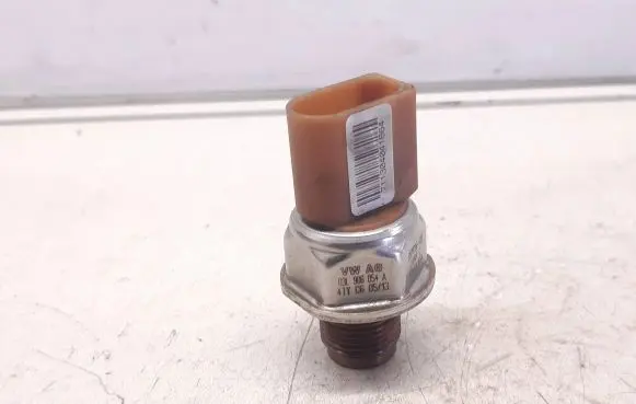 Fuel pressure sensor
