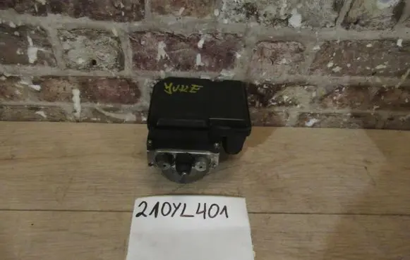 Nissan Juke I F15 ABS control unit/module A98000B51