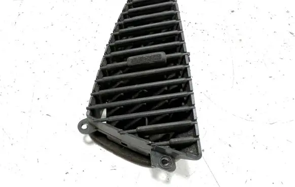 KIA Carens I Dash center air vent grill 0K2EZ6481X 0K2EZ6481