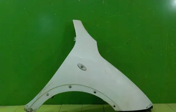 Nissan Juke I F15 Fender PRZOD PRAWY
