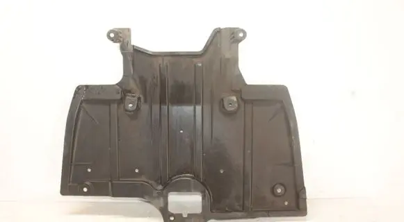 Mercedes-Benz CLA C117 X117 W117 Engine splash shield/under tray A1175200000