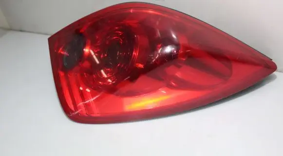 Nissan Primera Rear/tail lights 28710AU20001