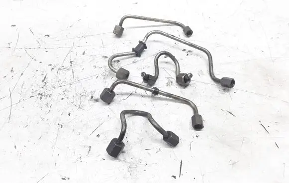KIA Rio Fuel injector supply line/pipe 