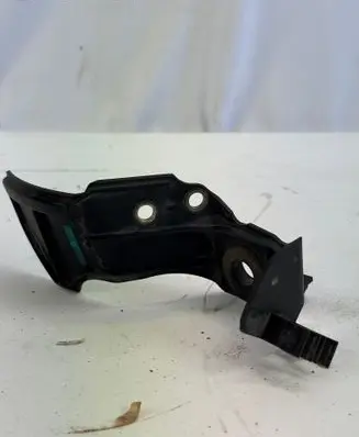 Other front suspension part