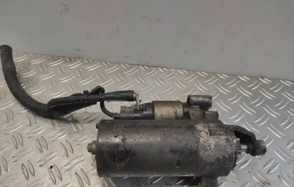 Audi A4 S4 B8 8K Starter motor 1005831584