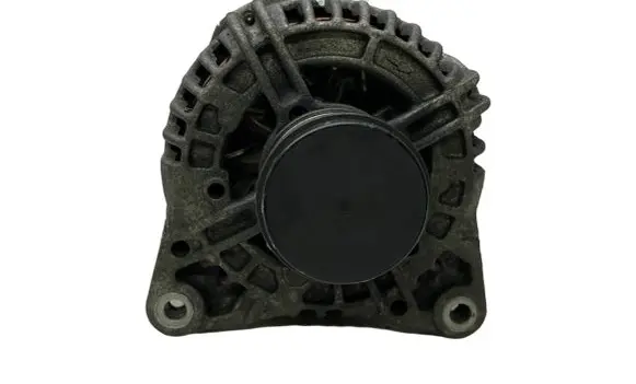 Nissan Juke I F15 Generator/alternator 820072892 01245251