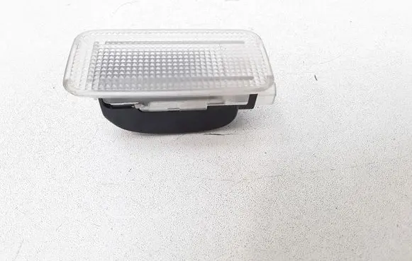 Toyota Avensis T250 Front door interior light 8124005041