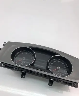 Volkswagen Golf VII Speedometer (instrument cluster) 5G0920861