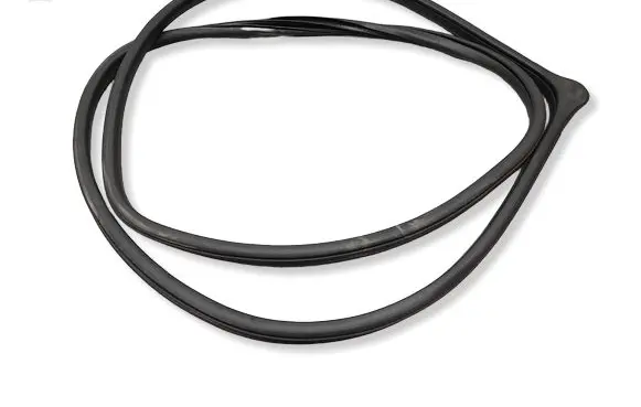 Suzuki Vitara (LY) Front door rubber seal 17627