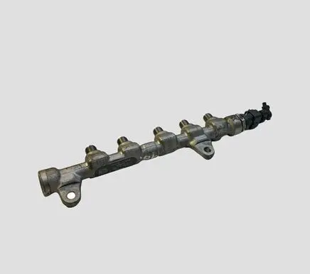 Opel Zafira B Fuel main line pipe 55215204 0445214190 452584