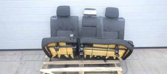 Peugeot 3008 I Rear seat 9681975580