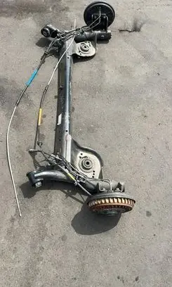 Renault Clio V Rear axle beam 555118694R