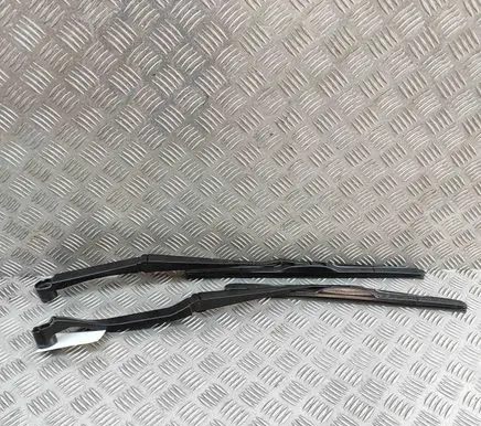Mazda MX-5 ND Windshield/front glass wiper blade NA1V67321 N24767321