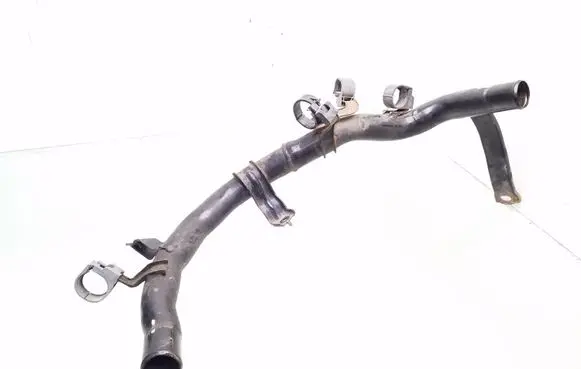 Toyota Auris 150 Engine coolant pipe/hose
