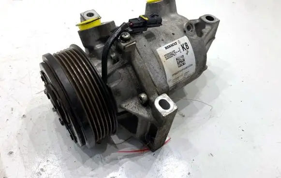 Renault Express Air conditioning (A/C) compressor (pump) 926008942R