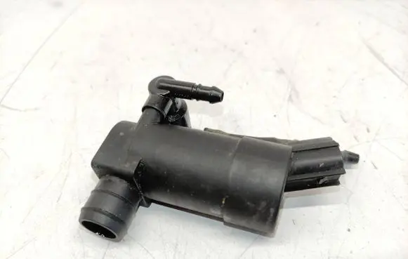 Volvo XC90 Windscreen/windshield washer pump T6550 17K624FE 1S7117K624FE