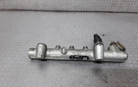 Opel Astra G Fuel main line pipe 0445214049