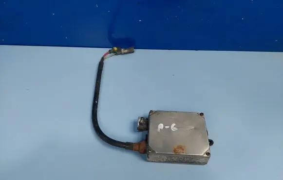 Audi A6 S6 C5 4B Headlight ballast module Xenon 201110080057