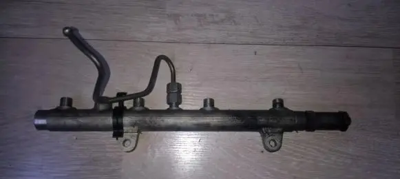 Renault Trafic II (X83) Fuel main line pipe 0445214024 8200347176