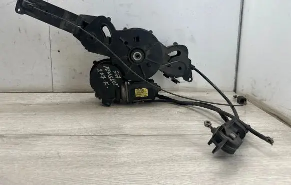 Peugeot 807 Sliding door motor assembly 16835852 PN18113890