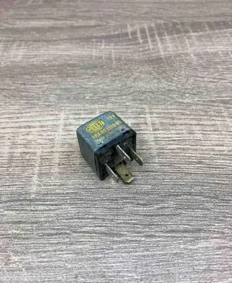 BMW 5 E34 Other relay 4RA00351005 1373586
