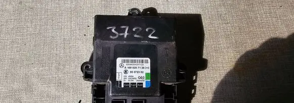 Mercedes-Benz A W169 Door control unit/module A1698207126 05072302